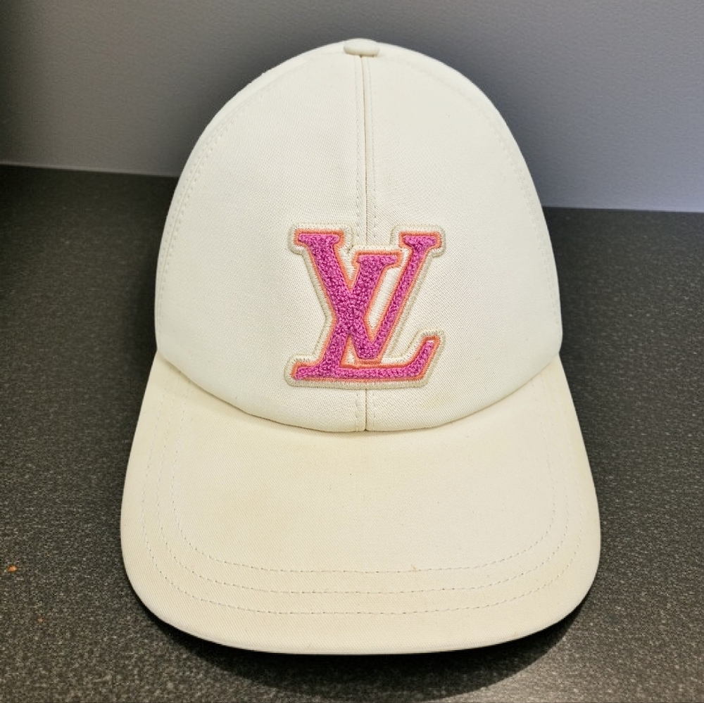 ✨️Authentic Louis Vuitton Signature Cap with Pink Lv Logo - Picture 16 of 16